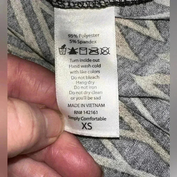 Lularoe Xs Elegant Carly in a black, gold , and‎ grey chevron pattern. NWT. - Picture 6 of 10